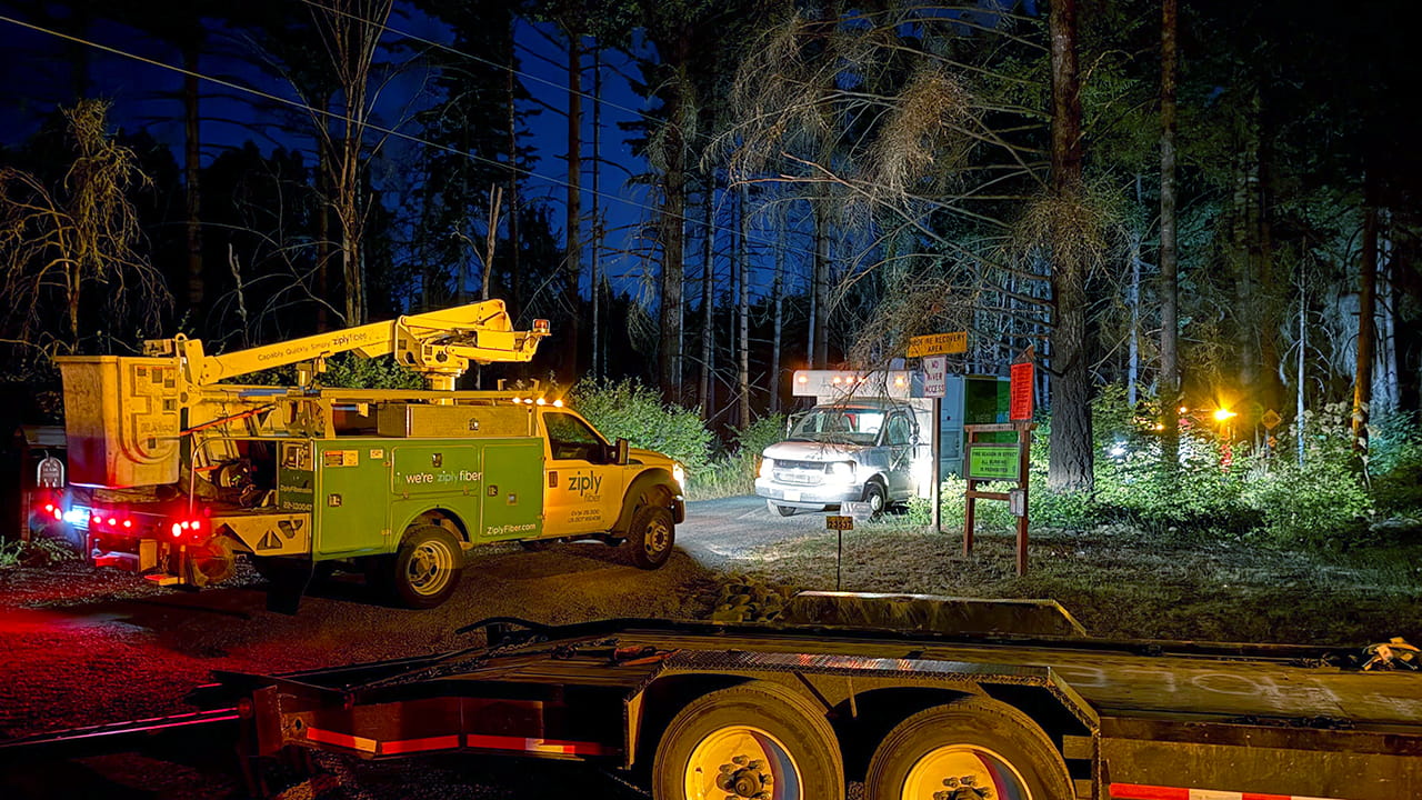 Ziply Fiber on the scene to fix fiber