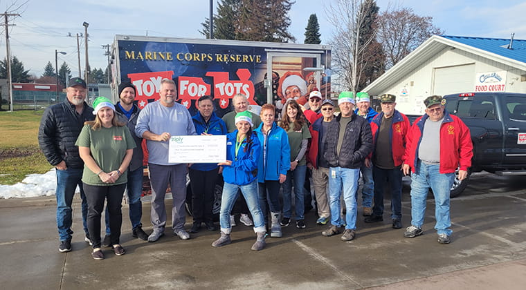 Idaho toy drive volunteers