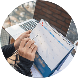 Person scheduling moving dates for Ziply Fiber internet