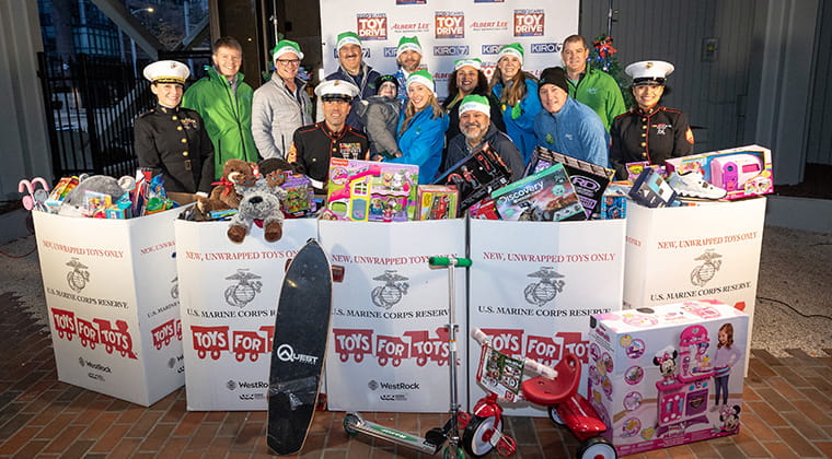 Washington toy drive volunteers